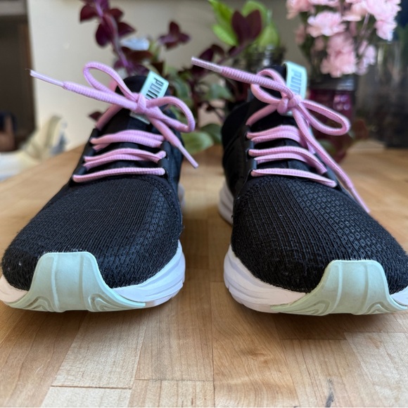 Puma Zenvo Women’s Running Shoe - Picture 2 of 7